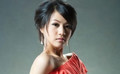 黑女人给牛交ZOZO